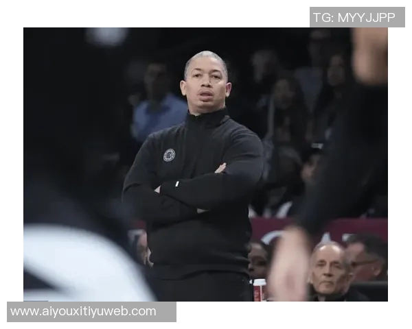 卢谈上半场防守问题我们对对手缺乏重视和专注力导致失利