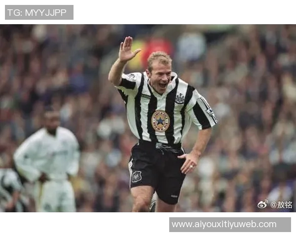 拜仁夏窗关注21岁中锋弗兰塞利诺意甲英超球队也表现出兴趣